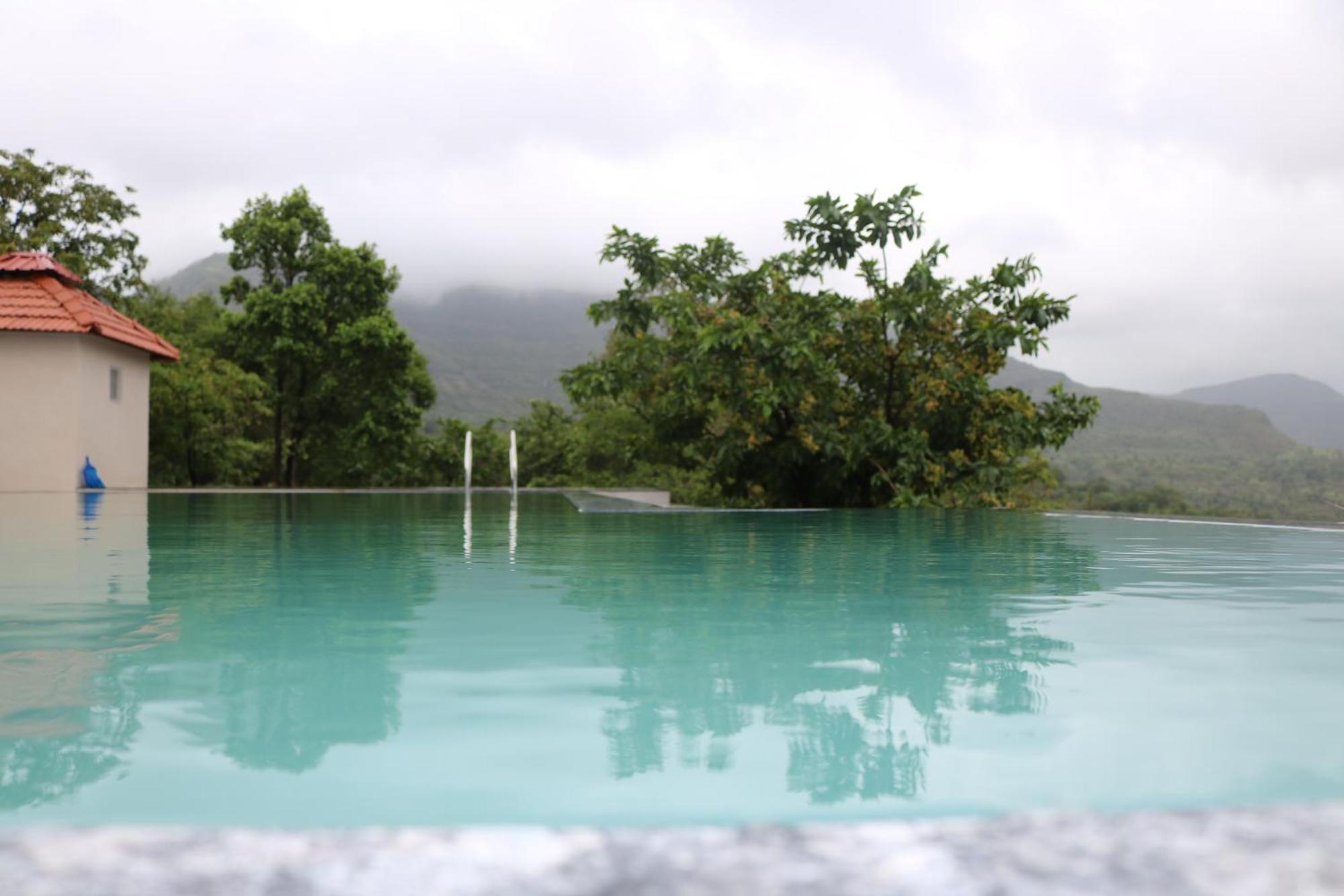 Shinde'S Tikona Valley Farm Villa Pune Bagian luar foto