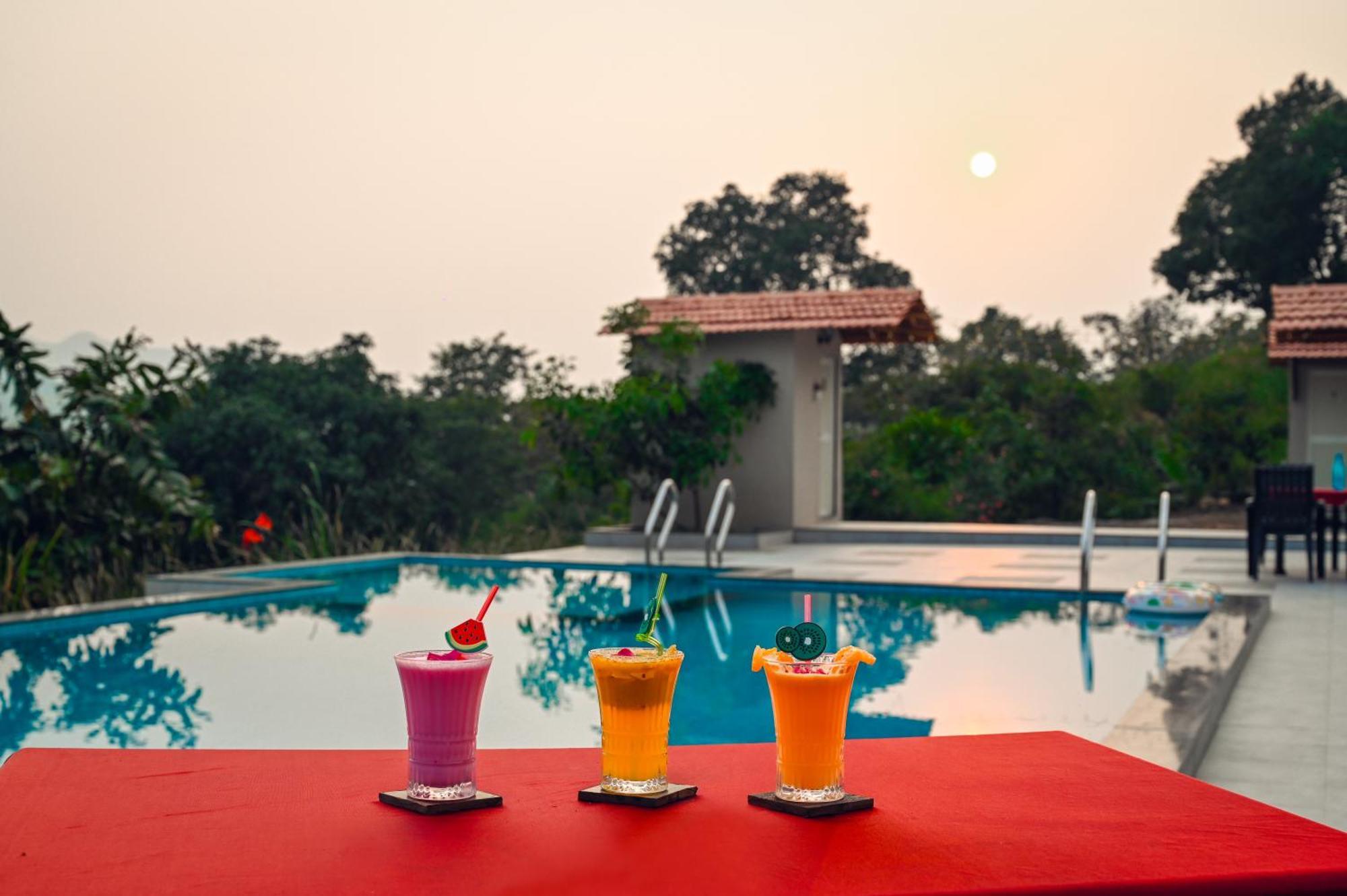Shinde'S Tikona Valley Farm Villa Pune Bagian luar foto