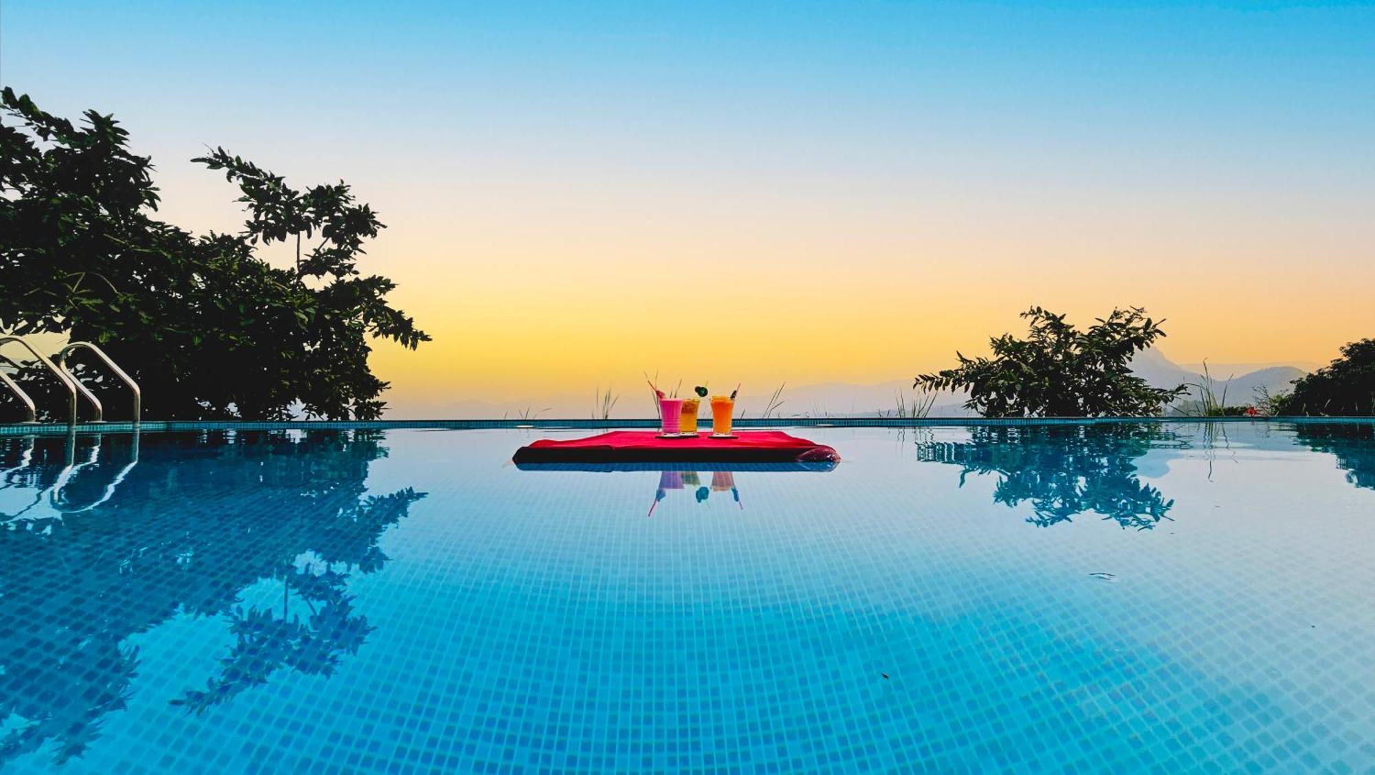 Shinde'S Tikona Valley Farm Villa Pune Bagian luar foto